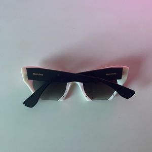 MIU MIU Black and White sunglasses vintage